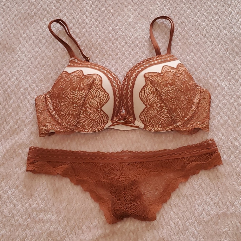 VS Bra/Panty Combo
